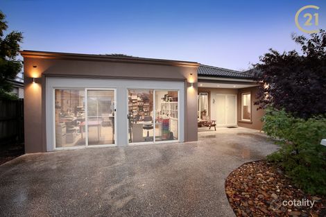 Property photo of 137 Webster Way Pakenham VIC 3810