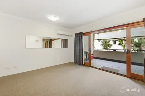Property photo of 4/76 Newcastle Street Perth WA 6000
