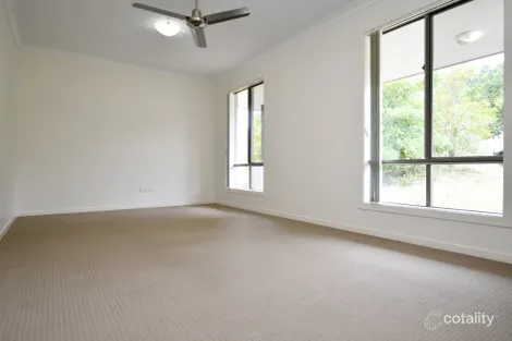 Property photo of 22 Cornforth Crescent Kirkwood QLD 4680