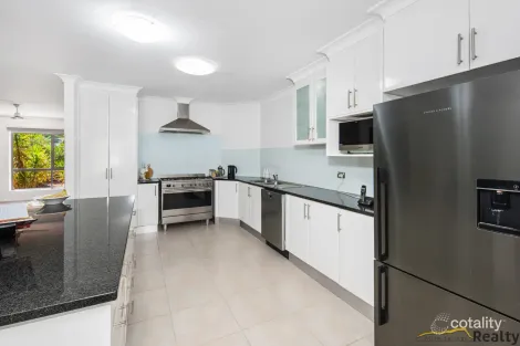 Property photo of 7 The Links Desert Springs NT 0870