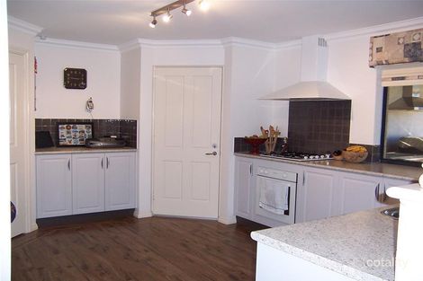 Property photo of 57 Target Road Yakamia WA 6330