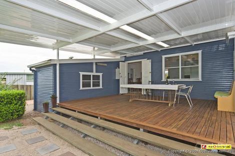 Property photo of 9 Empress Street Centenary Heights QLD 4350
