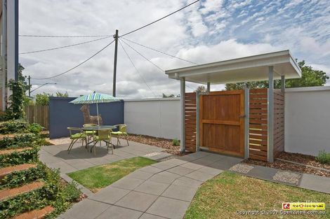 Property photo of 9 Empress Street Centenary Heights QLD 4350