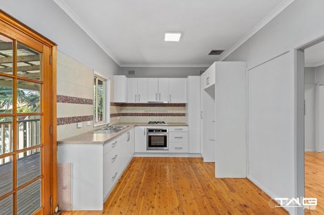 Property photo of 10 Champness Crescent St Marys NSW 2760