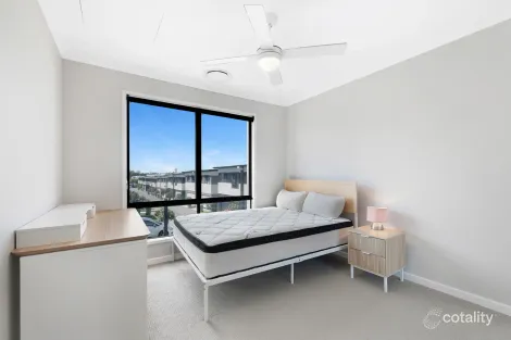 Property photo of 45/1 Citron Crescent Helensvale QLD 4212