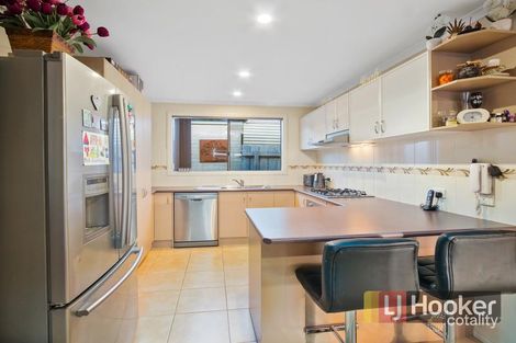 Property photo of 8 Sacha Drive Pakenham VIC 3810