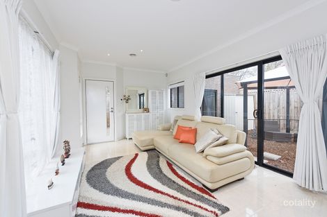 Property photo of 2/232 Warrigal Road Oakleigh South VIC 3167