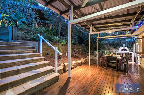 Property photo of 8 Telarah Street Indooroopilly QLD 4068