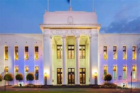 Property photo of 15 Cherrytree Lane Box Hill South VIC 3128