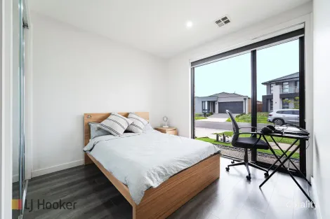 Property photo of 5 Eulinga Street Mickleham VIC 3064