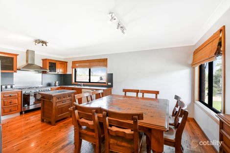 Property photo of 2 Aminya Crescent Bradbury NSW 2560