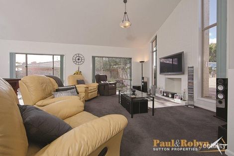Property photo of 19 Majura Place Jerrabomberra NSW 2619