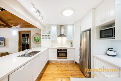 12 Riverview Dr, Wyong, NSW 2259