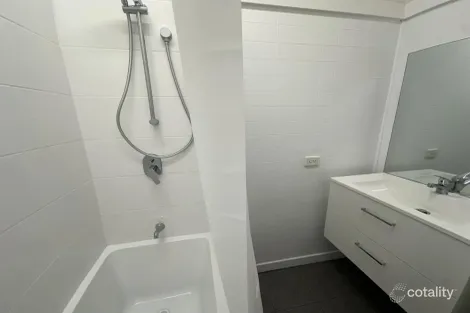 Property photo of 1/39 Young Street Annerley QLD 4103