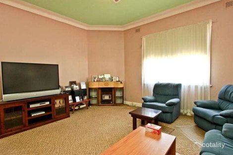 Property photo of 28 Roslyn Avenue Islington NSW 2296