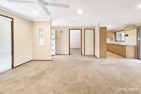 Property photo of 17 Mynah Close St Clair NSW 2759