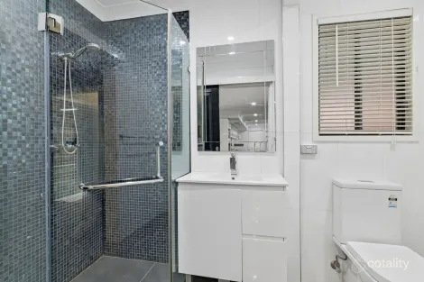 Property photo of 30 James Ruse Close Windsor NSW 2756