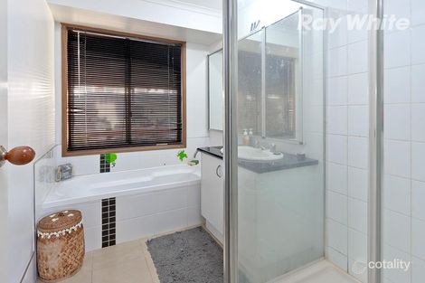 Property photo of 19 Fletcher Court West Wodonga VIC 3690