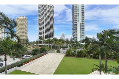 Property photo of 2/20 Cronin Avenue Main Beach QLD 4217