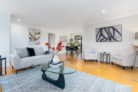 Property photo of 32 Rischbieth Crescent Gilmore ACT 2905
