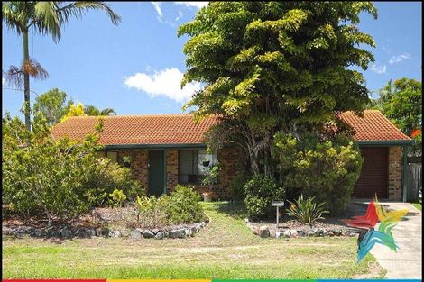 2 Bushland Dr, Regents Park, QLD 4118