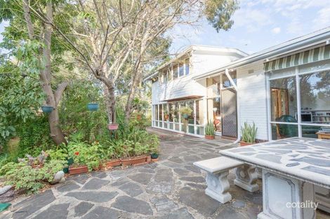 10 Wynyard Gr, Wattle Park, SA 5066