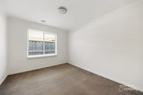 Property photo of 6 Exhibition Street Point Cook VIC 3030