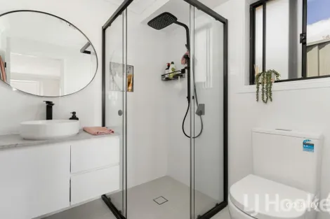 Property photo of 8 Ruby Place Kelso NSW 2795