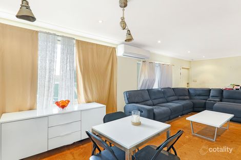 Property photo of 42 Parkland Avenue Macquarie Fields NSW 2564