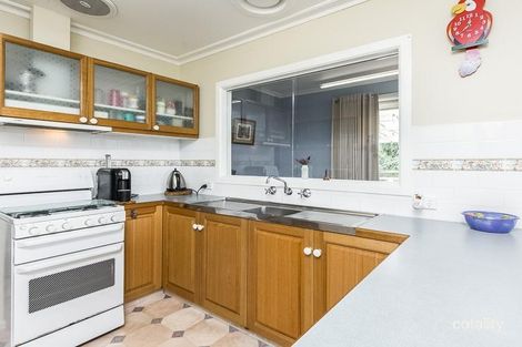 Property photo of 2 Mason Court Highton VIC 3216