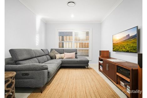 Property photo of 16 Pimlico Street Box Hill NSW 2765