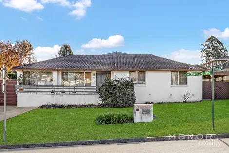 Property photo of 32 Drayton Avenue Castle Hill NSW 2154