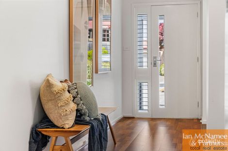 Property photo of 2/8 Murruba Place Jerrabomberra NSW 2619