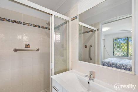 Property photo of 9 Figbird Close Eli Waters QLD 4655