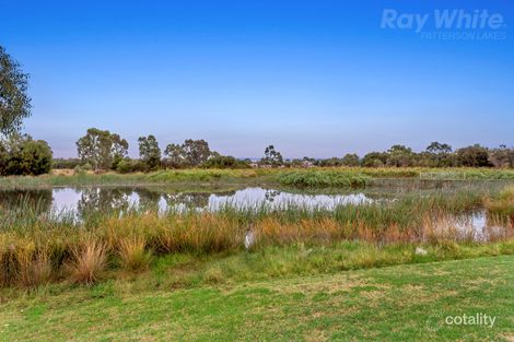 Property photo of 5 Lorikeet Lane Waterways VIC 3195