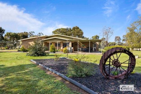 215 Old Glenorchy Rd, Deep Lead, VIC 3385