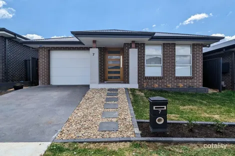 7 Horizon Loop, Oran Park, NSW 2570