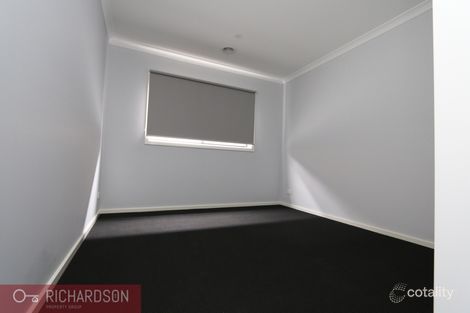 Property photo of 10 Sugarlea Street Manor Lakes VIC 3024