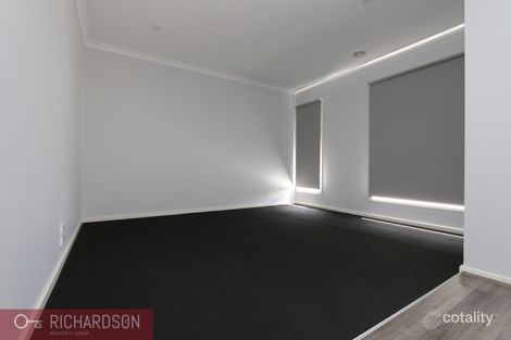 Property photo of 10 Sugarlea Street Manor Lakes VIC 3024
