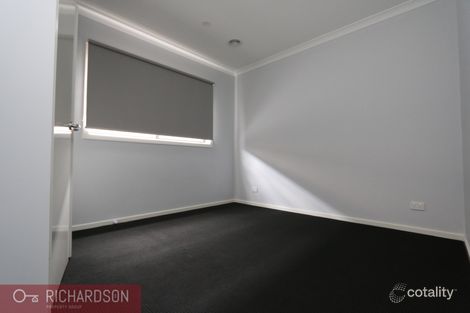 Property photo of 10 Sugarlea Street Manor Lakes VIC 3024