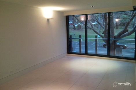 Property photo of 102/279 Wellington Parade South East Melbourne VIC 3002