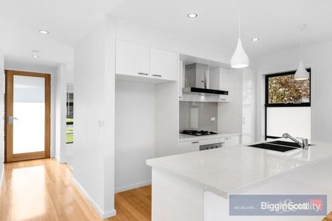 Property photo of 2/29 Burns Street Maidstone VIC 3012