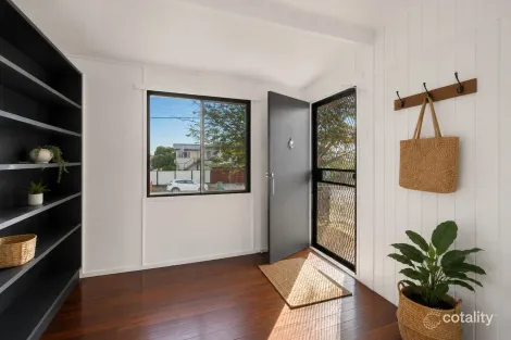 Property photo of 34 Findlater Street Oonoonba QLD 4811