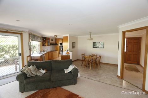 Property photo of 35 Skyline Drive Blue Mountain Heights QLD 4350