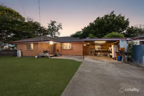 21 Lucas St, Dinmore, QLD 4303