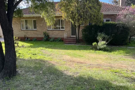 4 Heath Rd, Kalamunda, WA 6076