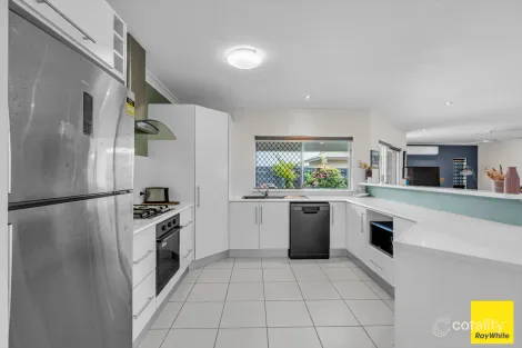 Property photo of 35 Hideaway Close Palm Cove QLD 4879