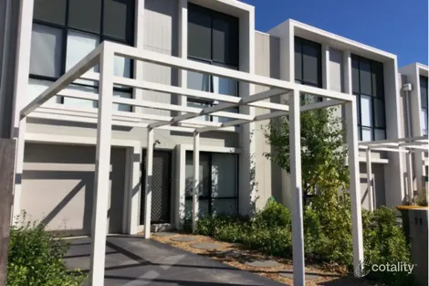 Property photo of 11 Talara Close Springvale VIC 3171