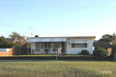 11 Lake St, Tuncurry, NSW 2428
