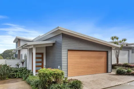 Property photo of 11/8 Croft Court Tugun QLD 4224